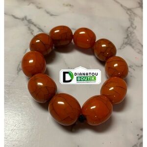 Vintage Faux Amber/Chunky Beads Expandable Bracelet.